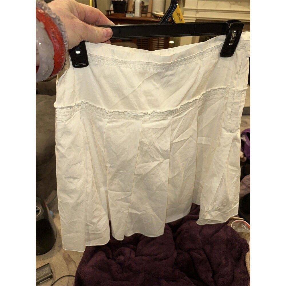 Pleated Skirt, BCBG MAXAZRIA, White, SIZE 4